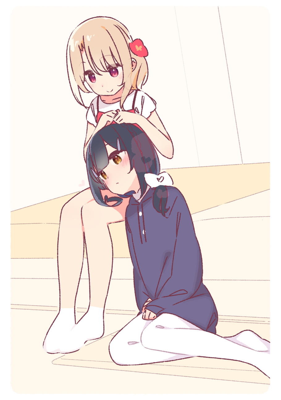 2girls, bed, black_hair, blonde_hair, blush, bow, brown_eyes, camisole