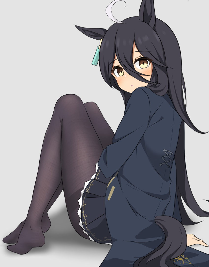 1girl, ahoge, animal_ears, black_hair, black_jacket, black_pantyhose, black_skirt, blush, commentary, ear_piercing, earrings, feet, from_behind, grey_background, hair_between_eyes, highres, horse_ears, horse_girl, horse_tail, jacket, jewelry, legs, long_bangs, long_hair, long_sleeves, looking_at_viewer, looking_back, manhattan_cafe_(umamusume), multicolored_hair, no_shoes, pantyhose, piercing, pleated_skirt, shimosazami, simple_background, single_earring, sitting, skirt, solo, streaked_hair, tail, umamusume, white_hair, yellow_eyes