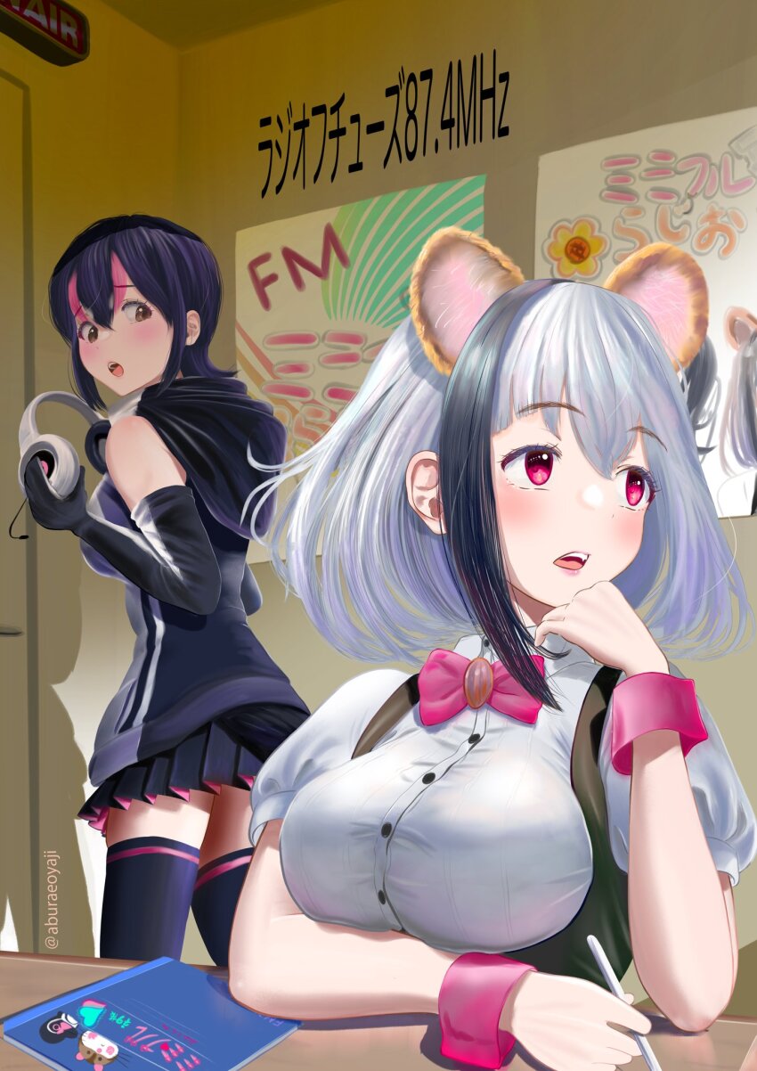 aburaeoyaji, black_hair, elbow_gloves, gloves, highres, humboldt_penguin_(kemono_friends), indie_virtual_youtuber, kemono_friends, kemono_friends_v_project, kirara_mimi, looking_at_viewer, microphone, multicolored_hair, short_hair, tail, virtual_youtuber