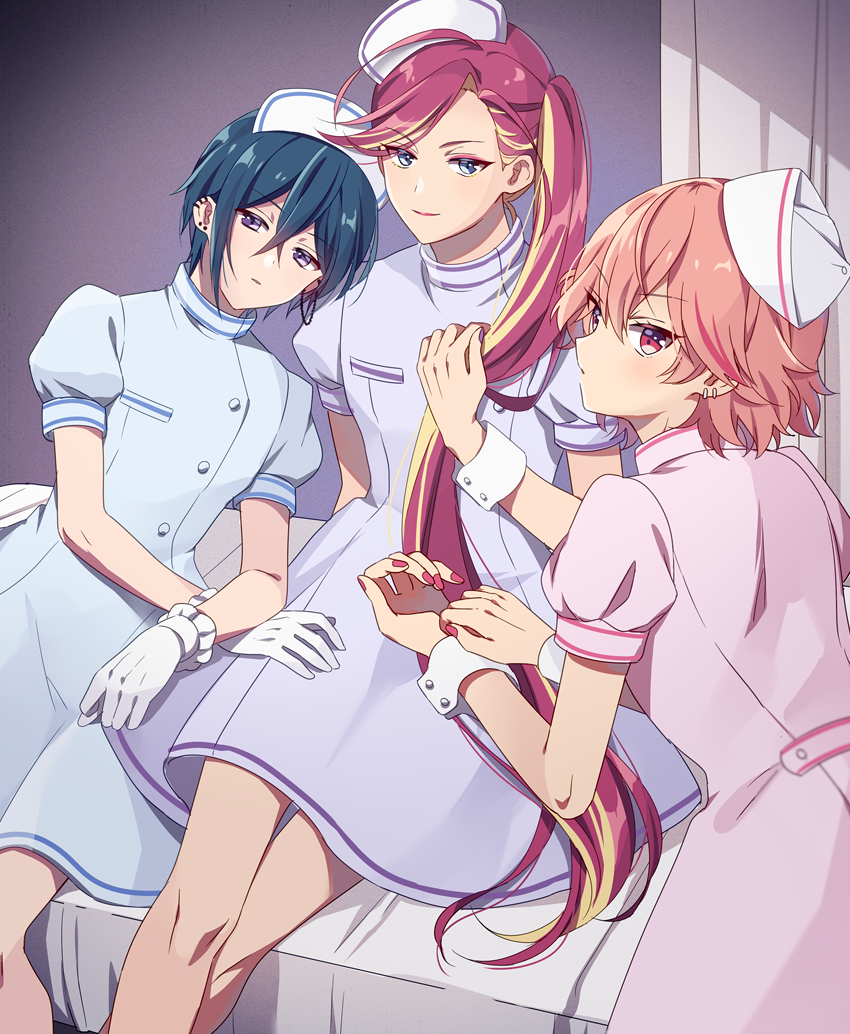 1other, 2boys, androgynous, atago_rentaro, blonde_hair, blue_eyes, blue_hair, crossdressing