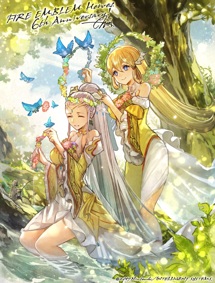 1other, 2girls, ambiguous_gender, animal, anniversary, bare_shoulders, bird, blonde_hair, blue_bird, blue_eyes, blue_flower, blue_sky, breasts, cloak, closed_eyes, commentary_request, copyright_name, day, detached_sleeves, dress, eir_(fire_emblem), eir_(life_ascendant)_(fire_emblem), english_text, fire_emblem, fire_emblem_heroes, fishing, fishing_rod, flower, grey_hair, grin, hair_between_eyes, head_wreath, highres, holding, holding_fishing_rod, hood, hood_up, hooded_cloak, jewelry, kiran_(fire_emblem), leaf, long_hair, medium_breasts, mixed-language_commentary, multiple_girls, nijihayashi, nintendo, official_alternate_costume, official_art, outdoors, partially_submerged, pink_flower, ponytail, signature, sitting, sky, smile, sunlight, tree, two-tone_dress, very_long_hair, water, white_cloak, white_dress, yellow_dress, yellow_flower, ymir_(fire_emblem_heroes)