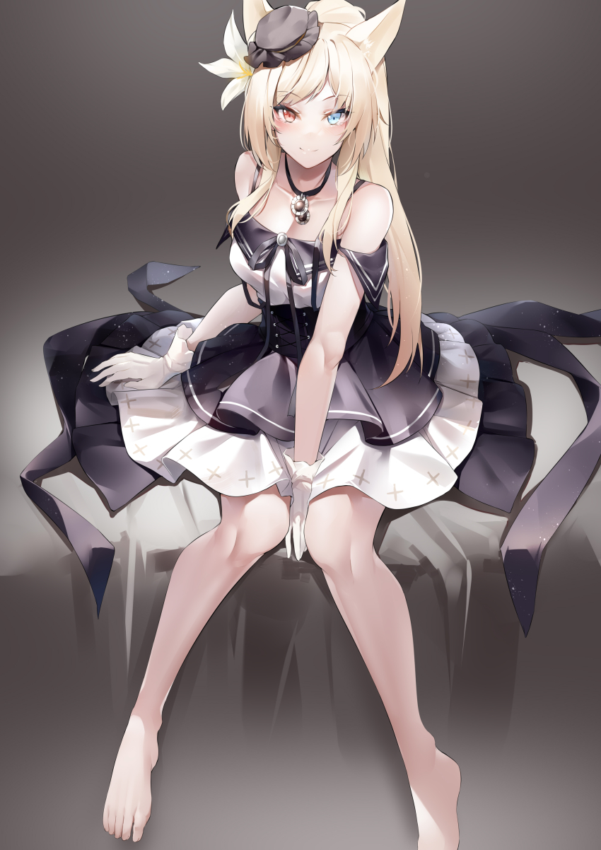 1girl, absurdres, animal_ears, arknights, bare_legs, bare_shoulders, barefoot, black_dress, black_hat, blonde_hair, blue_eyes, blush, breasts, cat_ears, cleavage, closed_mouth, collarbone, dress, feet, flower, gloves, grey_background, hair_flower, hair_ornament, hat, heterochromia, highres, jewelry, layered_dress, lily_(flower), long_hair, looking_at_viewer, lubikaya, medium_breasts, necklace, nightmare_(arknights), nightmare_(light_and_shadow)_(arknights), official_alternate_costume, red_eyes, simple_background, sitting, smile, solo, two-tone_dress, very_long_hair, white_dress, white_flower, white_gloves
