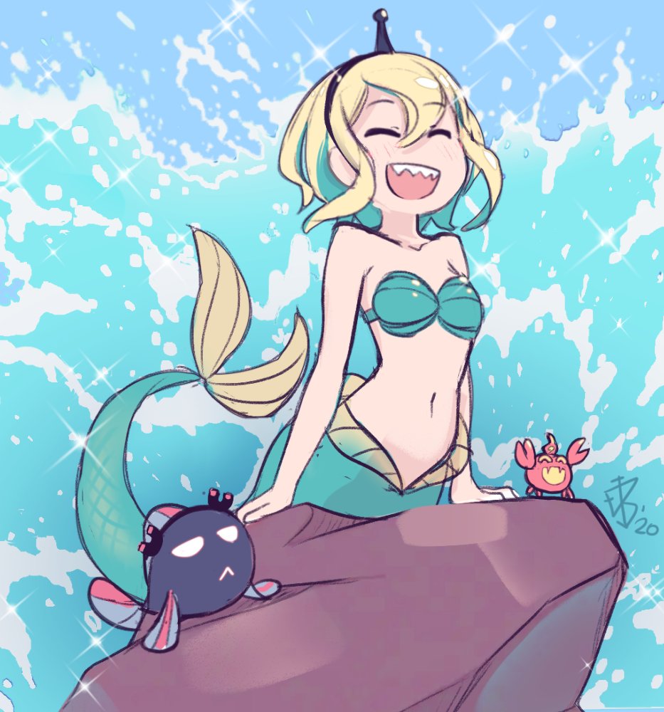 1girl, :<, :d, amano_pikamee, animalization, bare_shoulders, bikini, black_hairband, blonde_hair, colored_inner_hair, commentary, crab, dated, english_commentary, enrique_bolatre, green_hair, hairband, hikasa_tomoshika, jitome, jitomi_monoe, magnet, mermaid, monster_girl, multicolored_hair, navel, open_mouth, parody, rock, sharp_teeth, shell, shell_bikini, short_hair, signature, smile, splashing, teeth, the_little_mermaid_(disney), two-tone_hair, upper_teeth_only, virtual_youtuber, voms, water, waving