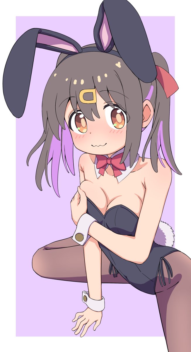 1girl, animal_ears, bare_arms, bare_shoulders, black_hair, black_hairband, black_leotard, blush