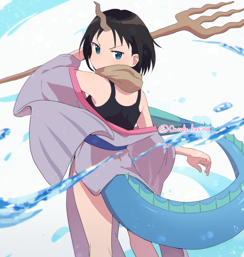 1girl, black_hair, black_tank_top, blue_eyes, dragon_girl, dragon_horns, elma_(maidragon), hatakuya, highres, holding_polearm, holding_weapon, horns, kobayashi-san_chi_no_maidragon, looking_back, polearm, scarf, short_hair, simple_background, single_horn, solo, tail, tank_top, trident, very_long_tail, water, weapon, white_background