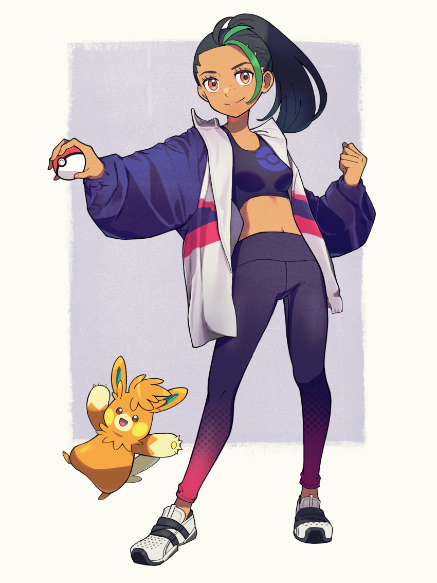 1girl, absurdres, alternate_costume, black_hair, clenched_hand, closed_mouth, commentary_request, eyelashes, freckles, full_body, green_hair, highres, holding, holding_poke_ball, jacket, leggings, midriff, multicolored_hair, navel, nemona_(pokemon), nintendo, nori_(hgdm2784), open_clothes, open_jacket, orange_eyes, pawmot, poke_ball, poke_ball_(basic), pokemon, pokemon_(creature), pokemon_scarlet_and_violet, ponytail, shoes, smile, sneakers, split_mouth, sports_bra, standing, two-tone_hair, white_footwear