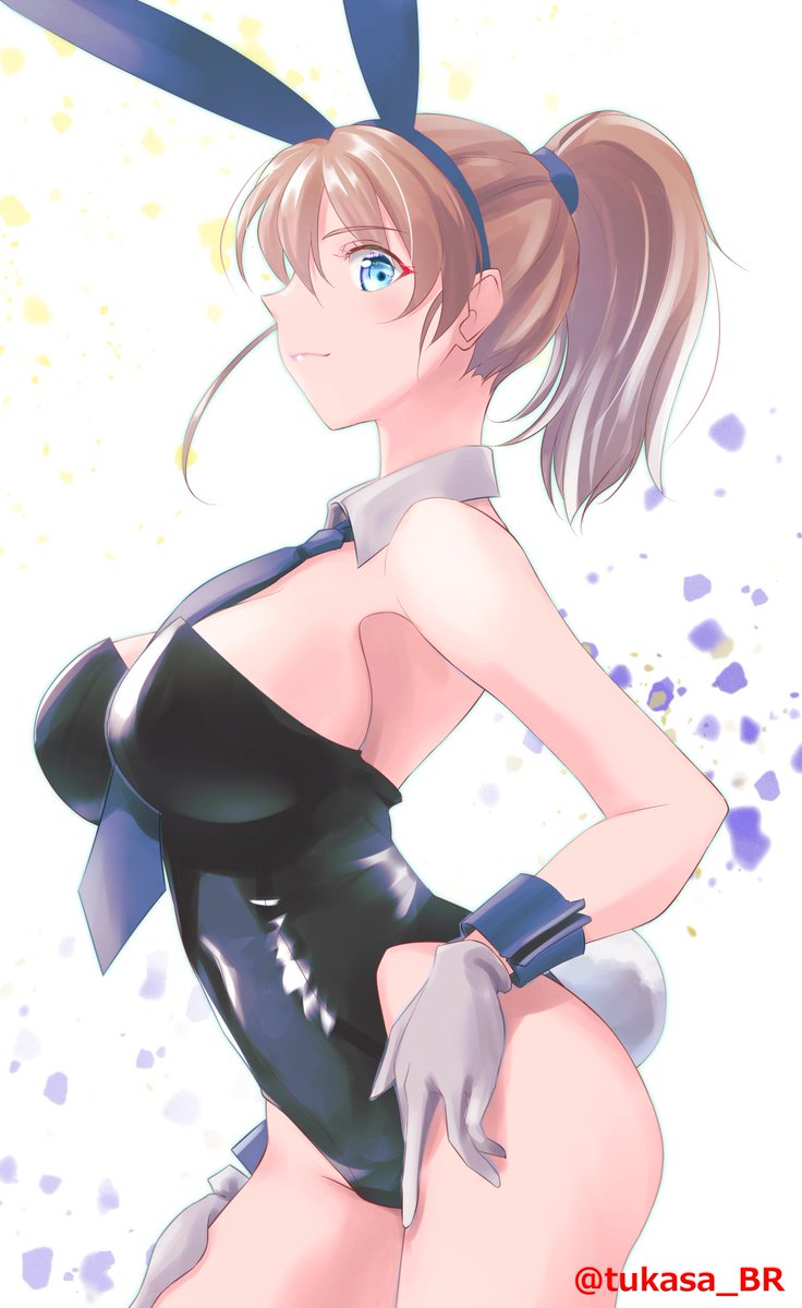 1girl, alternate_costume, animal_ears, bare_legs, between_breasts, black_leotard, blue_eyes, blue_necktie, blush, breasts, brown_hair, covered_navel, cowboy_shot, detached_collar, fake_animal_ears, gloves, gradient_background, highres, intrepid_(kancolle), kantai_collection, large_breasts, leotard, lips, looking_at_viewer, looking_to_the_side, necktie, necktie_between_breasts, playboy_bunny, ponytail, rabbit_ears, rabbit_tail, short_hair, side-tie_leotard, smile, solo, strapless, strapless_leotard, tail, tsukasa_(tukasa_br), twitter_username, white_background, white_gloves, wrist_cuffs