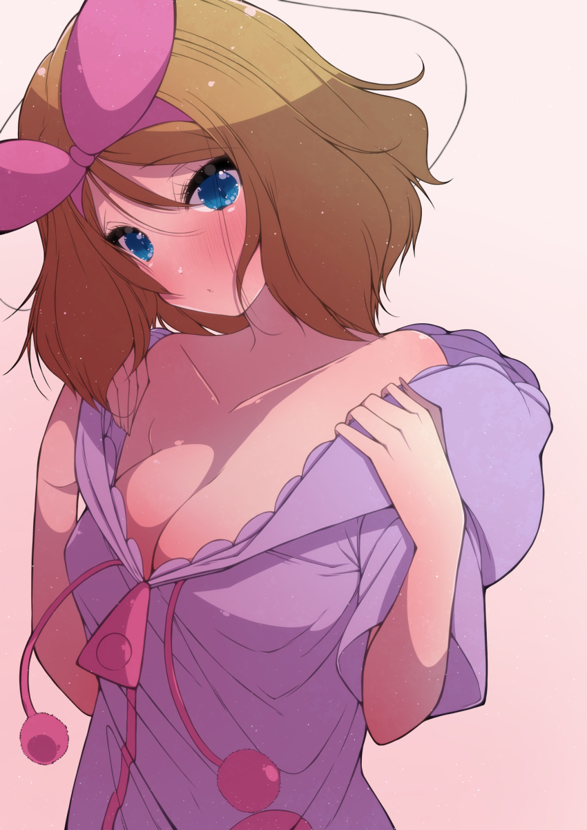 1girl, bare_shoulders, blue_eyes, blush, bow, breasts, brown_hair, cleavage, collarbone, fujiwara_hiro_(kaede_ciao), hair_bow, hair_ornament, highres, large_breasts, light_brown_hair, looking_at_viewer, nintendo, pajamas, pink_background, pink_pajamas, pokemon, pokemon_(anime), pokemon_the_series:_xy, serena_(pokemon), short_hair, simple_background, solo