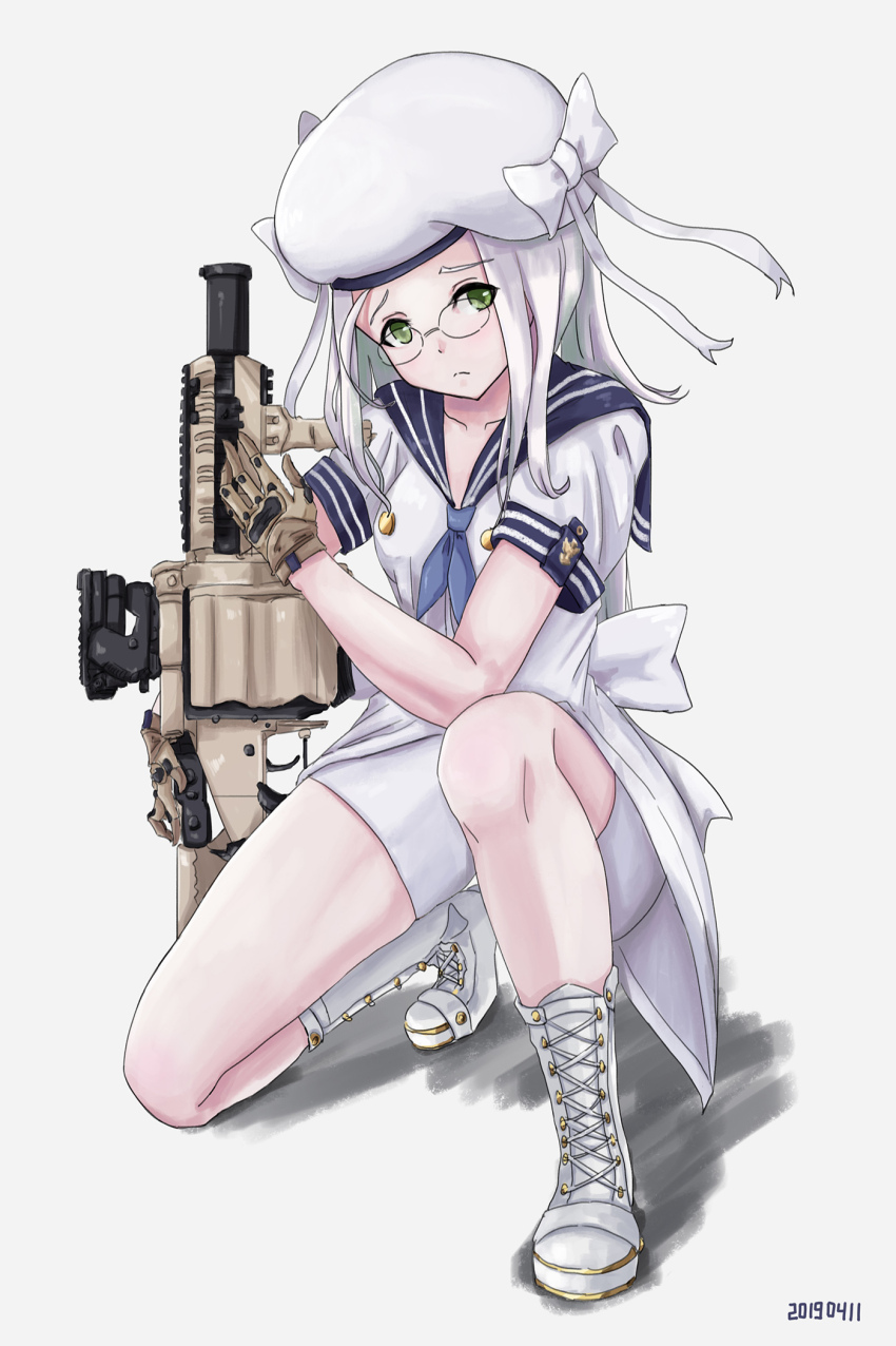 1girl, ahoge, beret, blush, boots, bow, bowl, bowl_hat, closed_mouth, from_behind, furrowed_brow, glasses, gloves, goddess_of_victory:_nikke, gradient_background, green_eyes, grenade_launcher, gun, hat, highres, holding, holding_weapon, knee_boots, lace-up_boots, milkor_mgl, neon_(nikke), neon_(old_design)_(nikke), prototype_design, revolver_grenade_launcher, ribbon, sailor_collar, shai_(shicai123), short_sleeves, shorts, sidelocks, simple_background, weapon, white_boots, white_hair