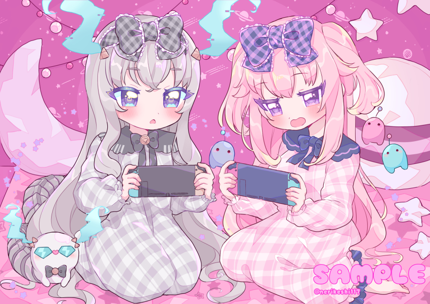 2girls, alien, bow, commission, dragon_girl, game_console, grey_hair, handheld_game_console