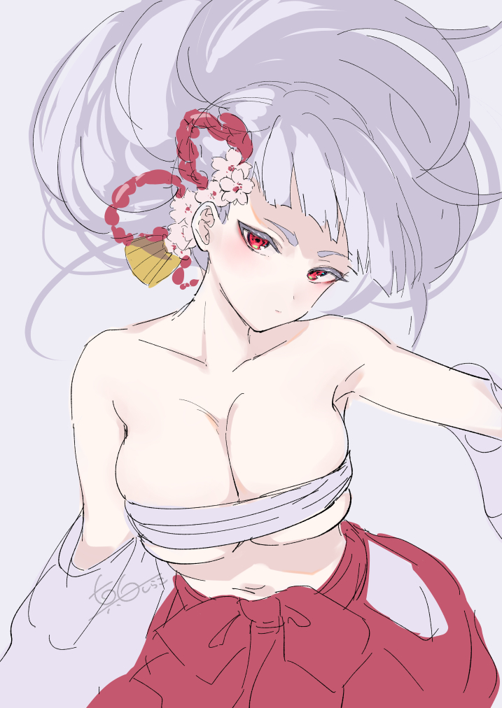 1girl, blush, breasts, bushidou_(sekaiju), bushidou_5_(sekaiju), calm_mashiro, chest_sarashi, cleavage, etrian_odyssey, flower, grey_background, hair_flower, hair_ornament, large_breasts, looking_at_viewer, red_eyes, sarashi, sekaiju_no_meikyuu, sekaiju_no_meikyuu_hd, simple_background, sketch, solo, white_hair