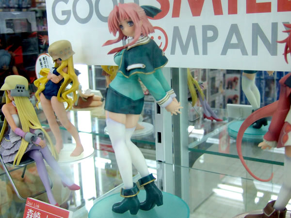 00s, akibablog, arms_behind_back, barefoot, blonde_hair, chair, crossed_arms, crossed_legs