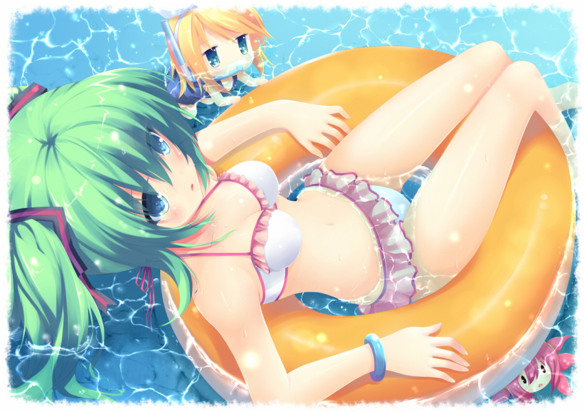 2girls, bad_id, bad_pixiv_id, bikini, blonde_hair, blue_eyes, bracelet, green_hair