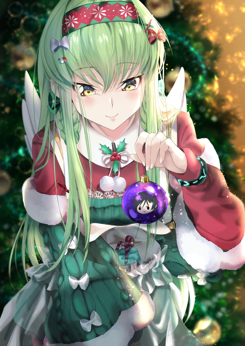 1girl, absurdres, angel_wings, arknights, bauble, blurry, blurry_background, bow, braid, budgiepon, c.c., capelet, christmas, christmas_ornaments, christmas_tree, code_geass, commentary, cosplay, cowboy_shot, fake_wings, fingernails, fur-trimmed_capelet, fur-trimmed_sleeves, fur_trim, goldenglow_(arknights), goldenglow_(arknights)_(cosplay), goldenglow_(maiden_for_the_bright_night)_(arknights), goldenglow_(night_loving_servant)_(arknights)_(cosplay), green_hair, hair_bow, highres, holding, light_particles, long_hair, looking_at_object, mistletoe, pom_pom_(clothes), red_bow, santa_capelet, sidelocks, solo, standing, straight-on, straight_hair, very_long_hair, white_bow, wide_sleeves, wings