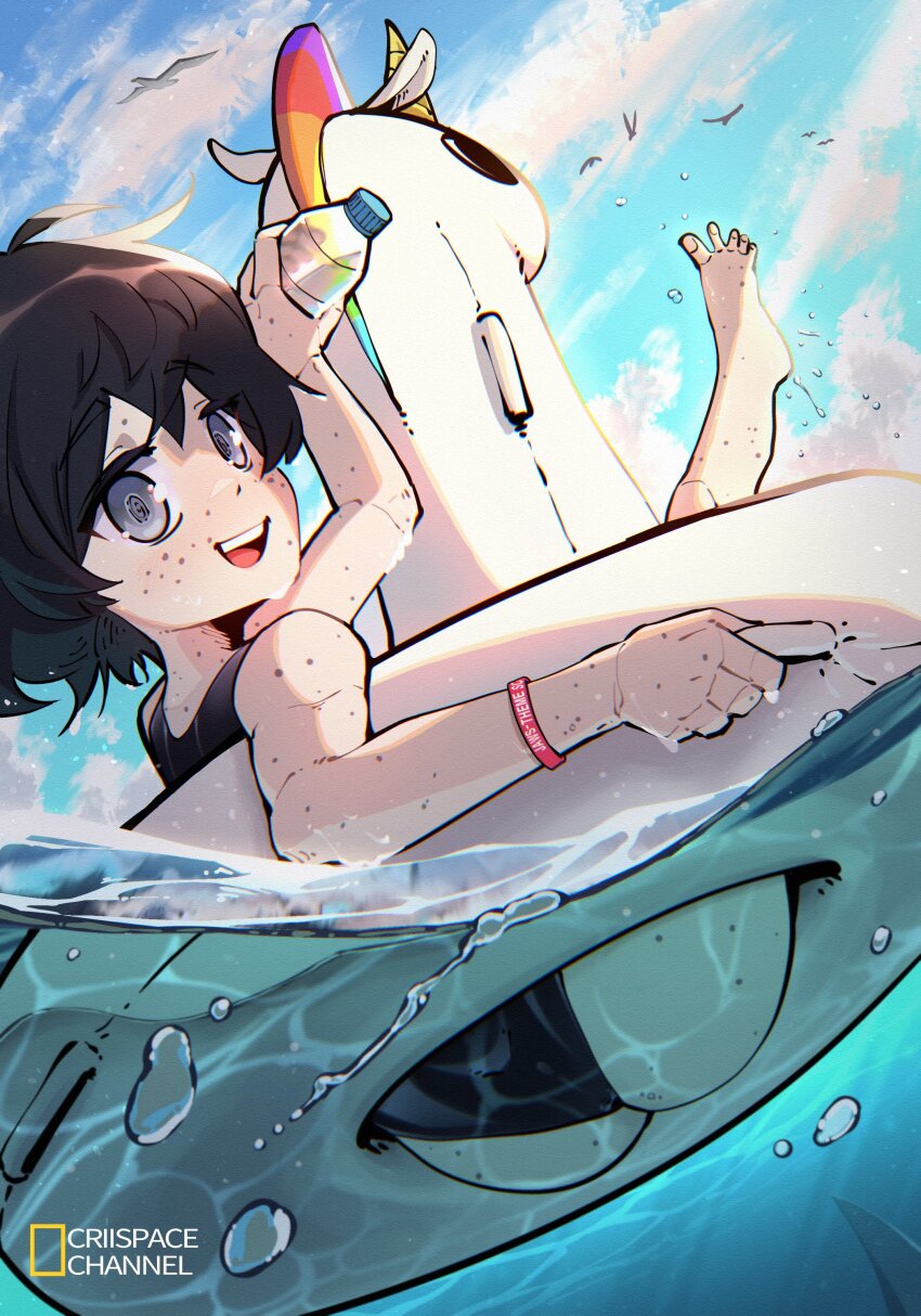 1girl, :d, absurdres, air_bubble, arm_up, artist_logo, artist_name, ass, barefoot, bird, black_hair, black_one-piece_swimsuit, blind, blue_sky, body_freckles, borrowed_character, bottle, bubble, cloud, cloudy_sky, commentary, criispace, day, drink, dutch_angle, empty_eyes, english_commentary, feet, floating, freckles, from_behind, from_below, full_body, green_eyes, highres, holding, holding_bottle, holding_drink, impending_doom, inflatable_toy, inflatable_unicorn, innertube, leg_up, logo, looking_at_viewer, looking_back, ocean, one-piece_swimsuit, open_mouth, original, outdoors, partially_submerged, shark_fin, short_hair, sky, smile, solo, sophie_(popopoka), splashing, spread_toes, swim_ring, swimsuit, teeth, toes, underwater, upper_teeth_only, water, water_bottle, water_drop, waves, wedgie, wet, wristband