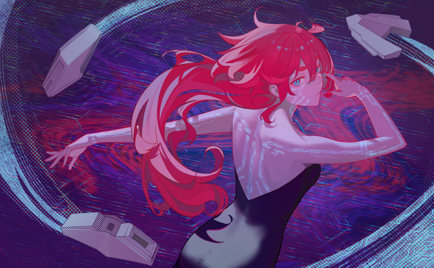 1girl, absurdres, ahoge, alternate_costume, arms_up, back, backless_outfit, bare_arms, bare_back, bare_shoulders, bit_(gundam), black_dress, blue_eyes, bodypaint, breasts, closed_mouth, commentary, dancing, dark-skinned_female, dark_skin, dress, drid, english_commentary, expressionless, floating_hair, from_behind, gundam, gundam_suisei_no_majo, hair_between_eyes, highres, long_hair, looking_at_viewer, looking_back, medium_breasts, neck, outstretched_arm, purple_background, red:birthmark_(song), red_hair, solo, strapless, suletta_mercury, thick_eyebrows