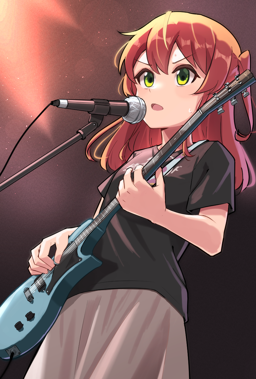 1girl, 5alive, black_shirt, bocchi_the_rock!, brown_skirt, commentary, electric_guitar, green_eyes