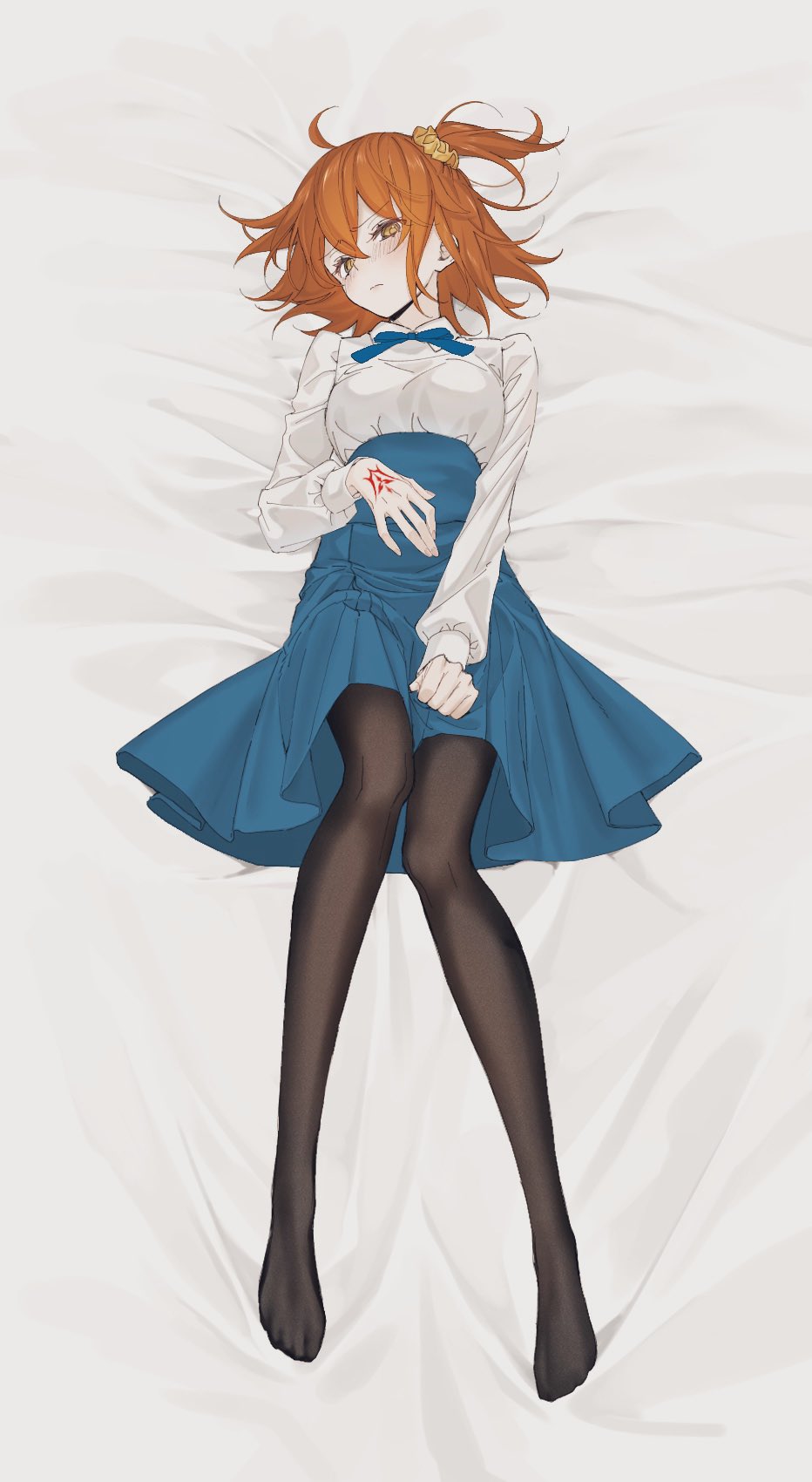 1girl, artoria_pendragon_(fate), body_pillow, breasts, command_spell, commentary_request, cosplay, fate/grand_order