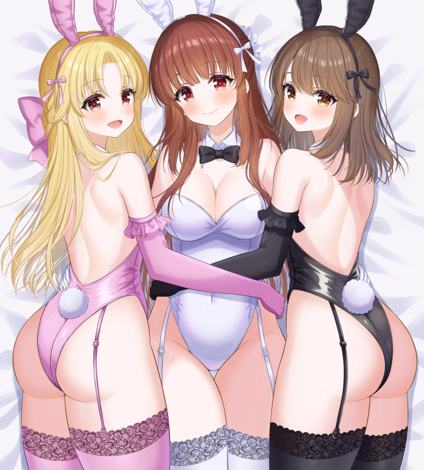3girls, amatsu_kanata, ass, black_leotard, blonde_hair, breasts, brown_hair, cleavage