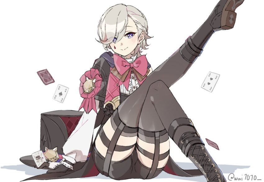 1boy, ace_(playing_card), ace_of_spades, androgynous, artist_name, black_cape, black_gloves, black_hat, black_shorts, black_thighhighs, bow, bowtie, cape, card, detached_sleeves, facial_mark, genshin_impact, gloves, grey_hair, hat, long_sleeves, looking_at_viewer, lyney_(genshin_impact), male_focus, missing_headwear, pink_bow, pink_bowtie, playing_card, purple_eyes, shirt, short_hair, shorts, simple_background, sitting, smile, solo, spade_(shape), tattoo, teardrop_facial_mark, teardrop_tattoo, thighhighs, top_hat, trap, twitter_username, two-tone_gloves, two_of_spades, wai1010, white_shirt