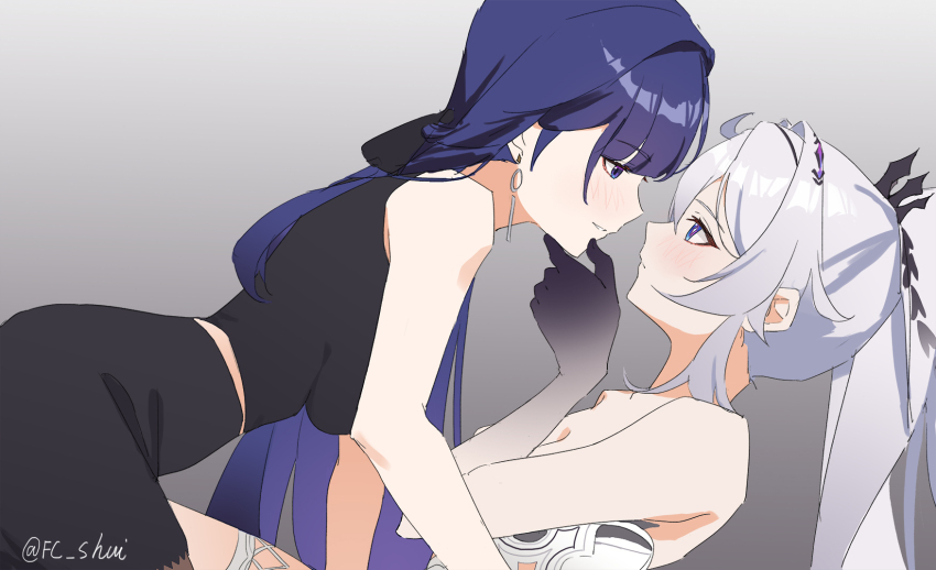 2girls, ahoge, alternate_costume, bare_shoulders, black_headwear, black_shirt, black_shorts, breasts