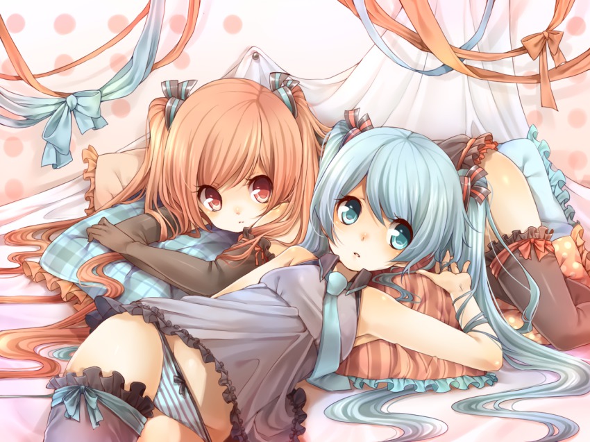 2girls, aihara_kaori, alternate_color, aqua_eyes, aqua_hair, dual_persona, e?_aa_sou._(vocaloid), elbow_gloves