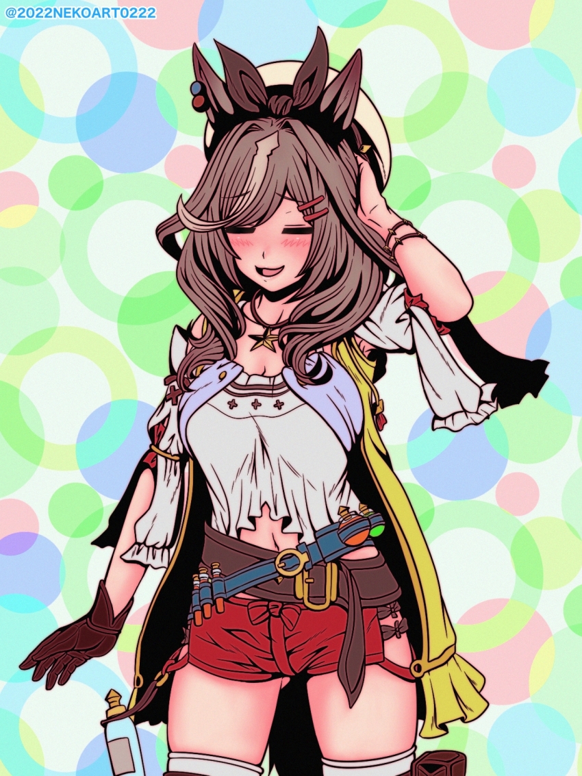 1girl, =_=, alternate_costume, animal_ears, atelier_(series), atelier_ryza, belt, beret, blush, breasts, brown_hair, cleavage, collarbone, commentary_request, cosplay, gloves, hair_ornament, hat, highres, horse_ears, horse_girl, jacket, jewelry, matikanetannhauser_(umamusume), matikanetappoiser_(2022nekoart0222), medium_breasts, necklace, reisalin_stout, reisalin_stout_(cosplay), shorts, simple_background, solo, thighhighs, twitter_username, umamusume