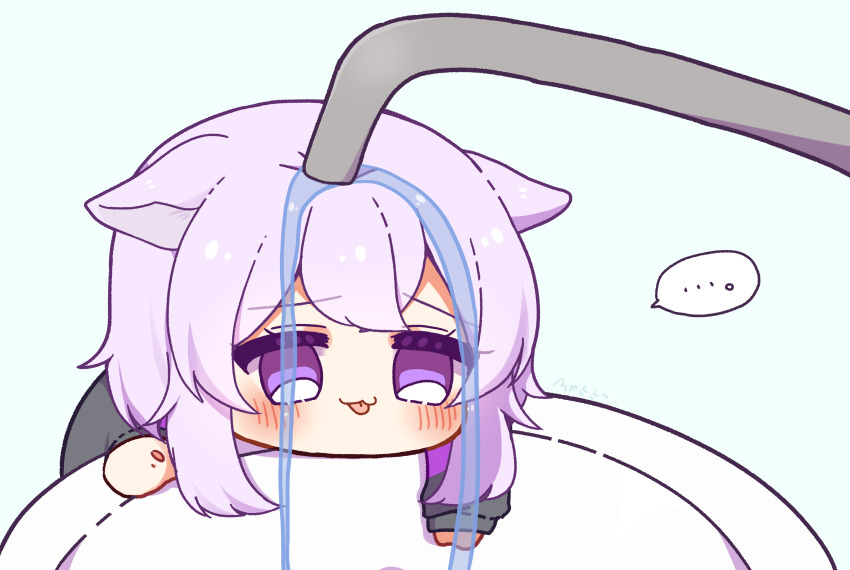 ..., 0725akaba, 1girl, absurdres, animal_ears, blue_background, blush, cat_ears, cat_under_faucet_(meme), chibi, commentary_request, faucet, highres, hololive, meme, nekomata_okayu, nekomata_okayu_(1st_costume), partial_commentary, purple_eyes, purple_hair, simple_background, sink, solo, speech_bubble, spoken_ellipsis, tongue, tongue_out, upper_body, virtual_youtuber, water, you're_doing_it_wrong