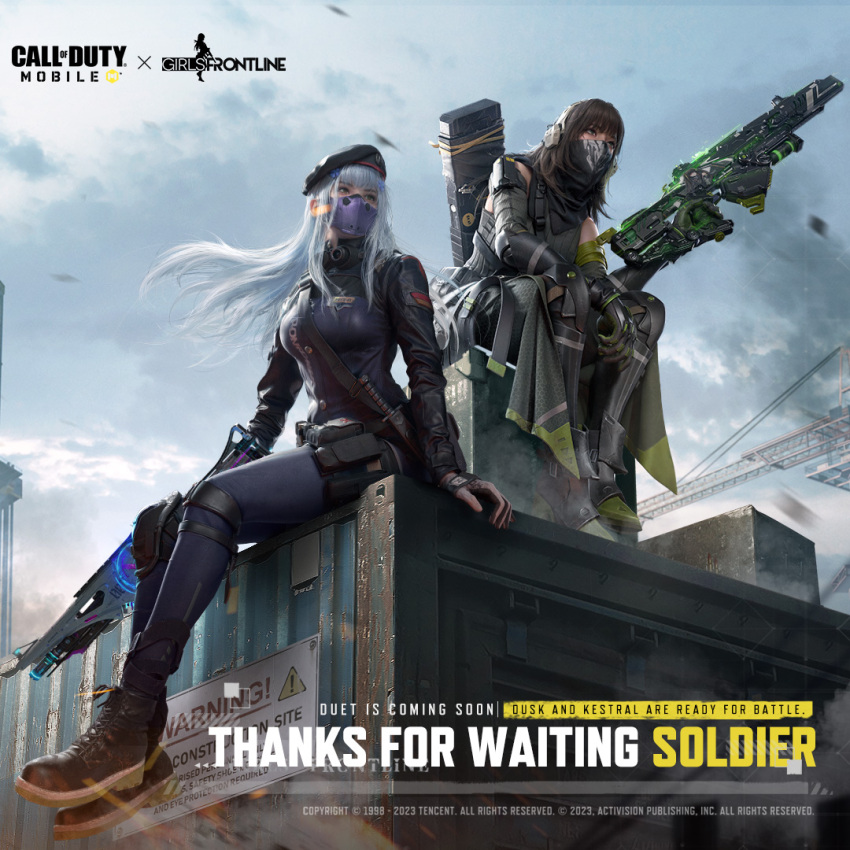 2girls, assault_rifle, bandana, beret, black_hair, blunt_bangs, brown_eyes, brown_hair