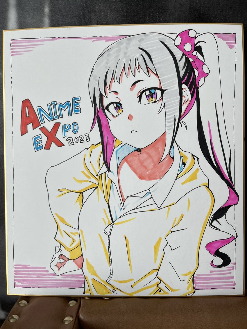 1girl, 2023, anime_expo, black_hair, colored_inner_hair, female_focus, hands_on_own_hips, highres, hood, hoodie, long_hair, looking_at_viewer, miyanagi_sena, multicolored_hair, peace_hame, purple_eyes, ribbon, scrunchie, shikishi, shirt, shiwasu_no_okina, side_ponytail, signed, simple_background, smile, tagme, traditional_media, white_shirt