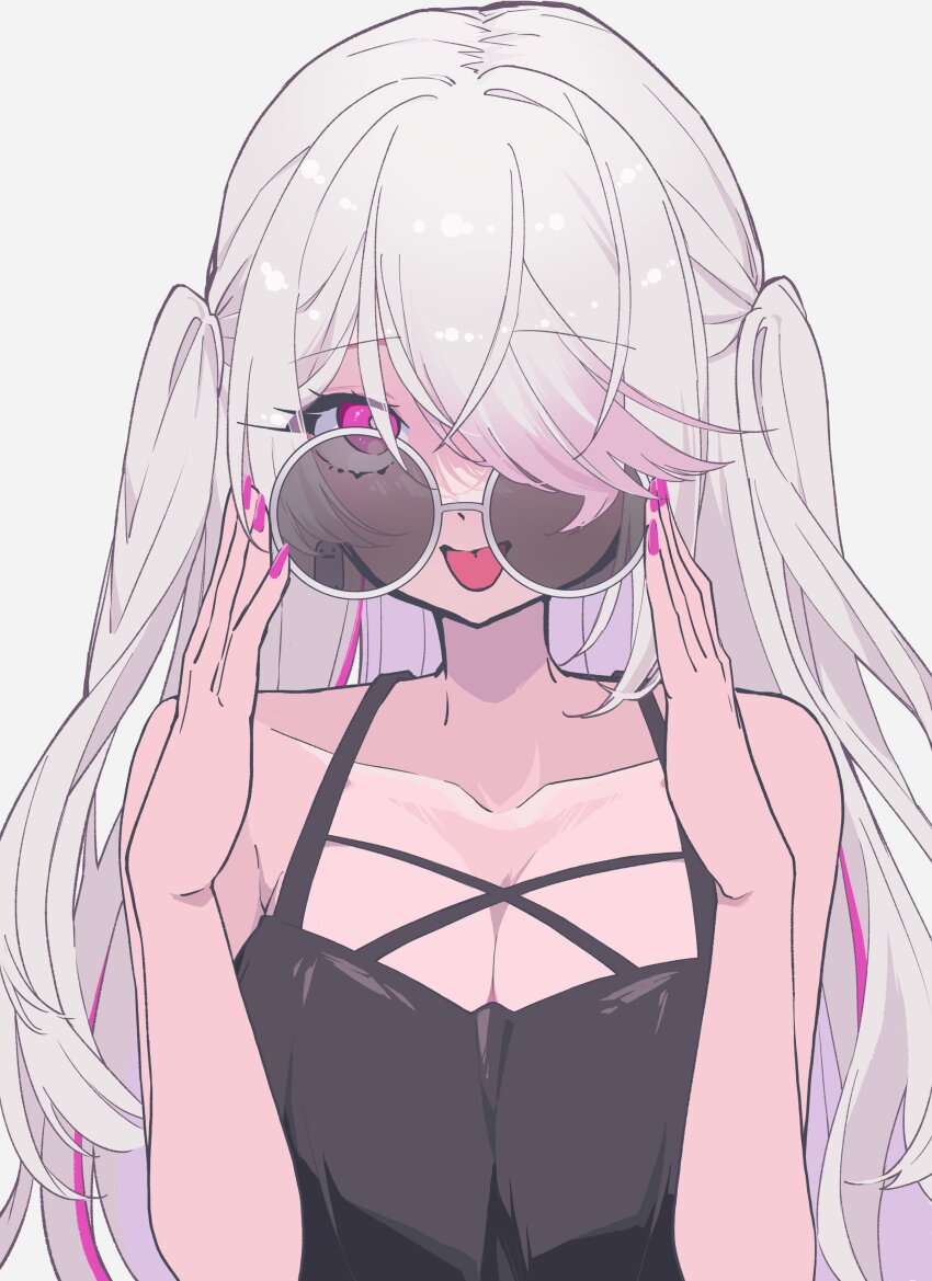 1girl, absurdres, black_shirt, highres, long_hair, multicolored_hair, nijisanji, pink_eyes