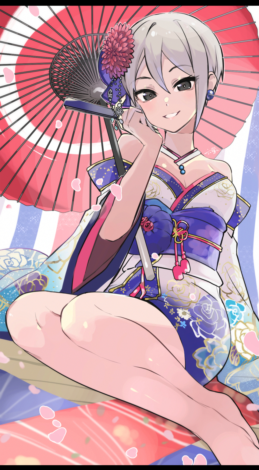 1girl, absurdres, bare_shoulders, barefoot, black_eyes, blush, breasts, cleavage