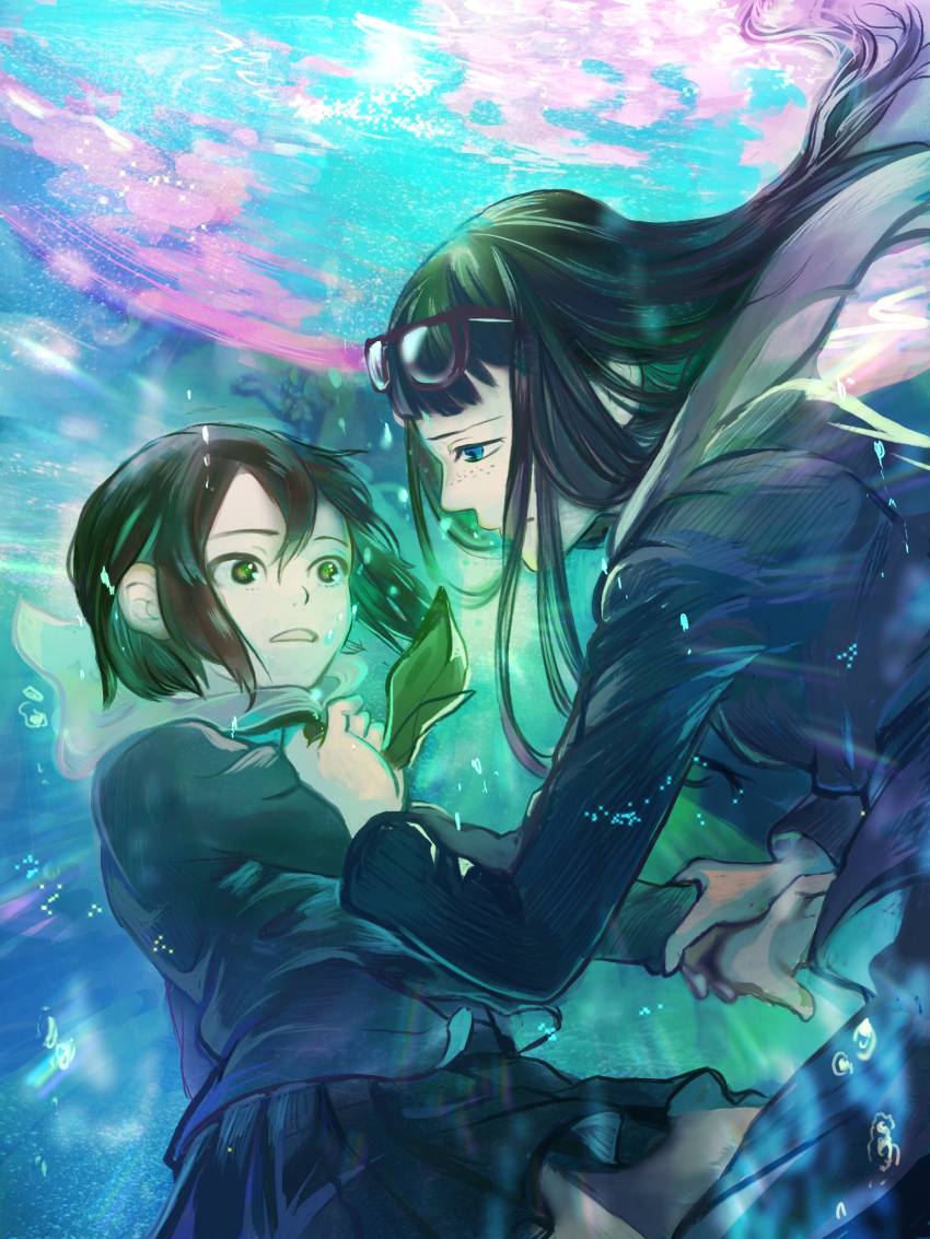 2girls, asakusa_midori, black_hair, eizouken_ni_wa_te_wo_dasu_na!, eyewear_on_head, freckles, from_side, glasses