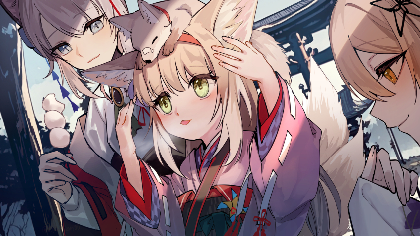 00kashian00, 3girls, animal, animal_ear_fluff, animal_ears, animal_on_head, arknights, blonde_hair