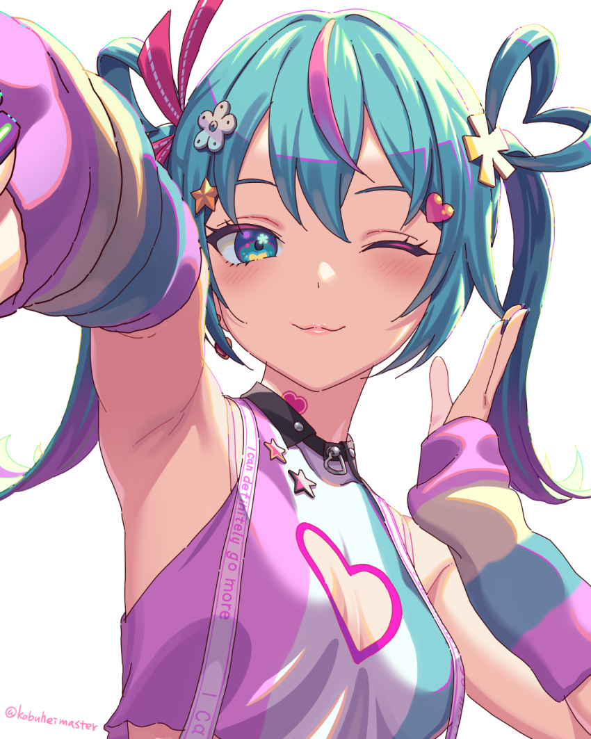 1girl, ;), aida_takanobu, arm_up, armpits, bare_shoulders, blush, breasts, cleavage_cutout, closed_mouth, clothing_cutout, deco_miku, english_text, green_hair, hair_between_eyes, hair_ornament, hatsune_miku, heart, highres, looking_at_viewer, medium_hair, one_eye_closed, reaching, reaching_towards_viewer, simple_background, small_breasts, smile, solo, star_(symbol), twitter_username, upper_body, vocaloid, white_background