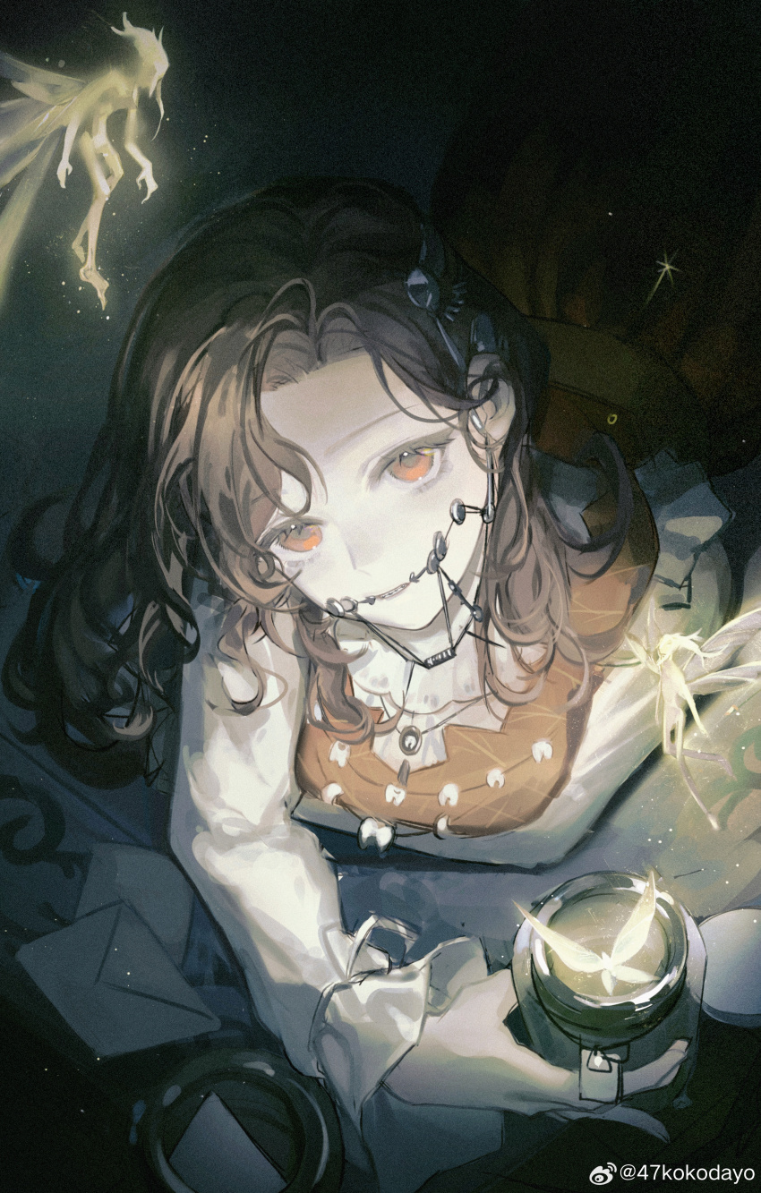 1girl, 47ko, absurdres, arm_under_breasts, braces, brown_hair, curly_hair, dark_background, dress, envelope, fairy, from_above, highres, holding, holding_jar, jar, jewelry, light_particles, long_hair, long_sleeves, looking_at_viewer, lying, necklace, on_stomach, orange_eyes, parted_bangs, parted_lips, red_dress, reverse:1999, shirt, solo, tag, the_pose, tooth_fairy_(reverse:1999), tooth_necklace, upper_body, watermark, weibo_watermark, white_shirt