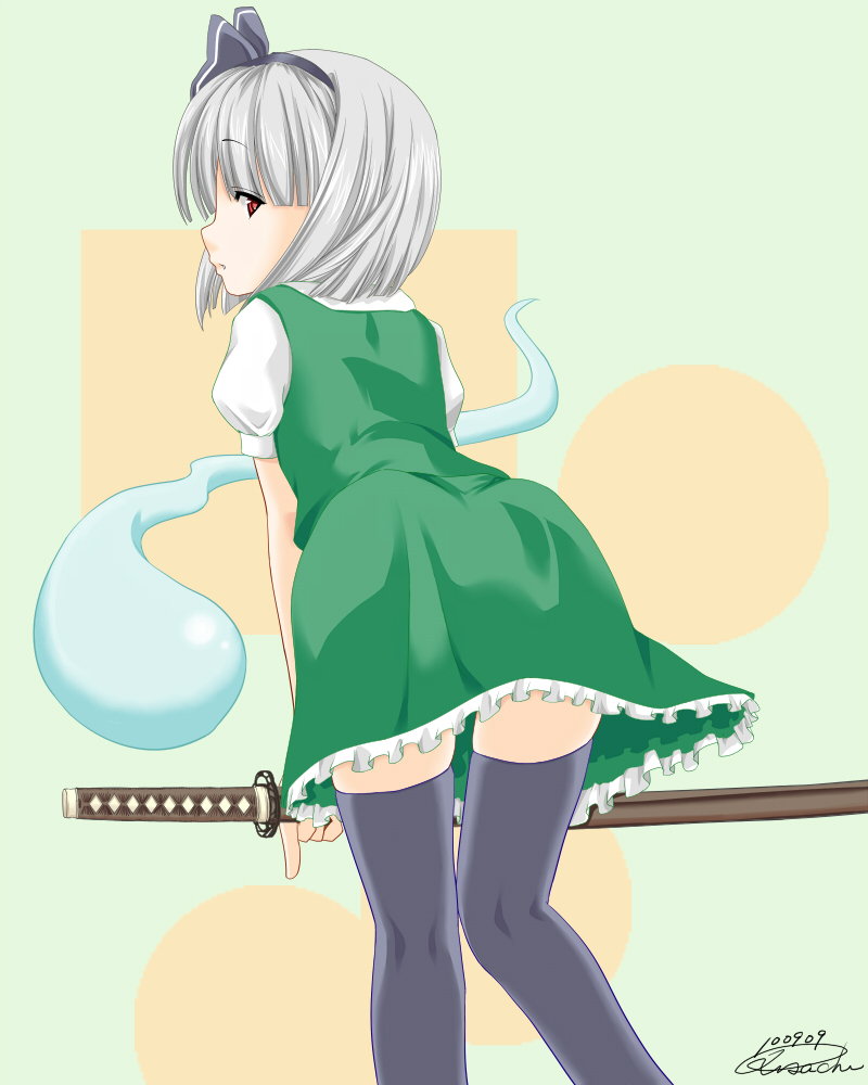 1girl, bad_id, bad_pixiv_id, bent_over, bob_cut, female_focus, from_behind, hair_ribbon, katana, kisachi, konpaku_youmu, konpaku_youmu_(ghost), looking_back, red_eyes, ribbon, short_hair, silver_hair, solo, sword, thighhighs, touhou, weapon, zettai_ryouiki