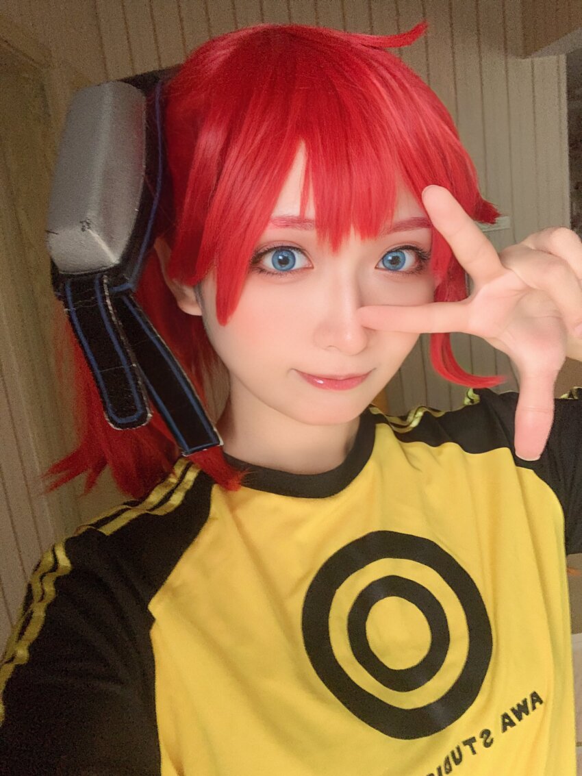 aiba_ami, aiba_ami_(cosplay), blue_eyes, cosplay, digimon, goggles, goggles_on_head, highres