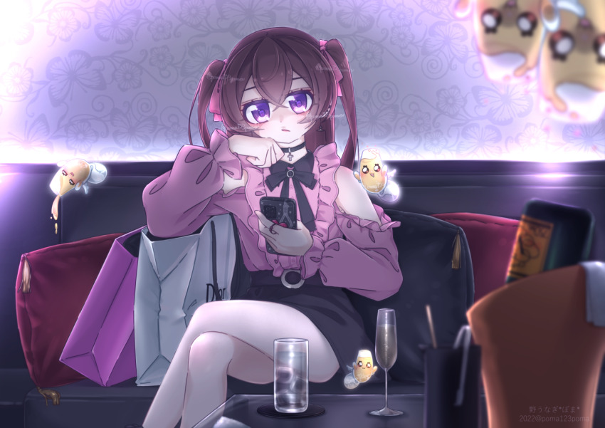 1girl, aged_up, alternate_costume, bag, black_bow, black_bowtie, black_choker, black_skirt