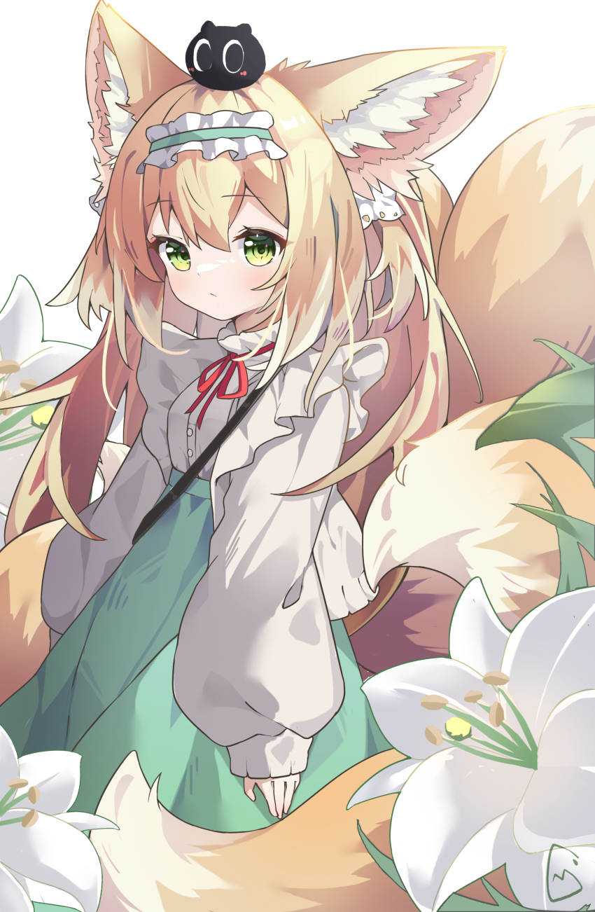 1girl, absurdres, animal_ear_fluff, animal_ears, arknights, blonde_hair, cardigan, chinese_commentary