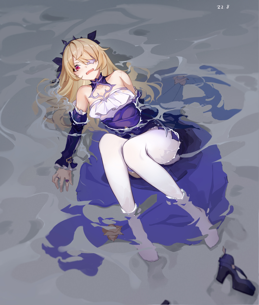 1girl, absurdres, bare_shoulders, blonde_hair, breasts, chinese_commentary, commentary_request, detached_sleeves