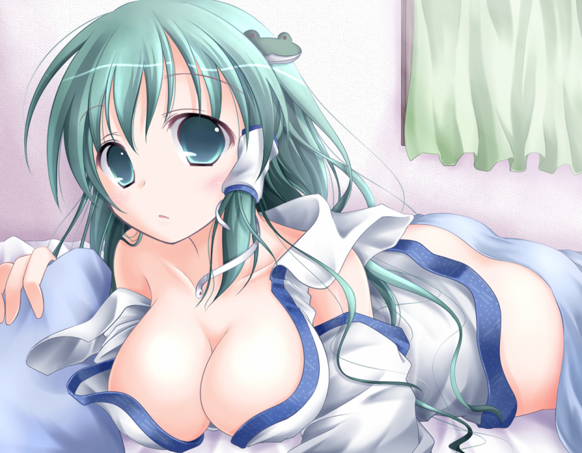 1girl, breasts, cleavage, detached_sleeves, female_focus, frog, green_eyes, green_hair