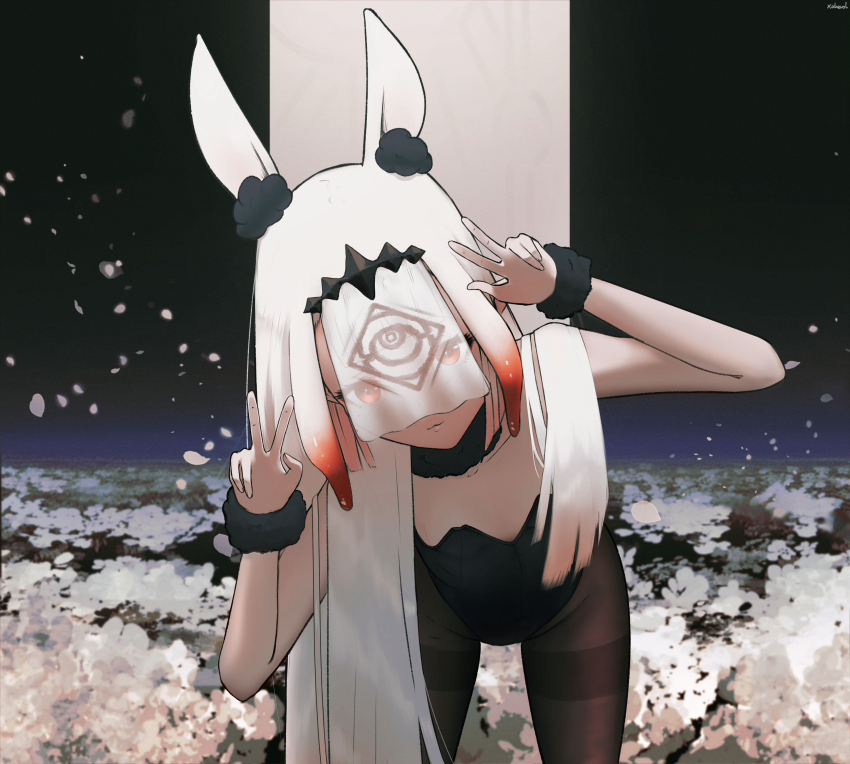 1girl, absurdres, alternate_hair_color, animal_ear_fluff, black_leotard, closed_mouth, double_v, eyes_visible_through_headwear