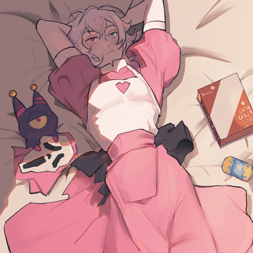 1boy, apron, arms_behind_head, bed_sheet, beer_can, blue_eyes, bored, can, closed_mouth, cosplay, creature, crossdressing, crossdressing_(mtf), dress, drink_can, expressionless, gavis_bettel, ghost_mask, ghostface, ghostface_(cosplay), grey_hair, hair_between_eyes, half-closed_eyes, heterochromia, highres, holostars, holostars_english, inchells, lying, maid, mask, multicolored_hair, on_back, on_bed, phantom_(gavis_bettel), pink_dress, pink_eyes, pink_hair, puffy_short_sleeves, puffy_sleeves, scream_(movie), short_sleeves, sidelighting, upper_body, virtual_youtuber
