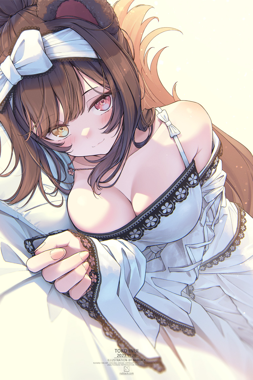 1girl, :3, animal_ears, armpit_crease, blunt_bangs, bow, breasts, breasts_squeezed_together