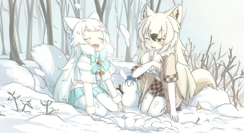 animal_ears, arctic_fox_(kemono_friends), arctic_wolf_(kemono_friends), black_hair, blue_bow, blue_bowtie, blue_skirt, bow