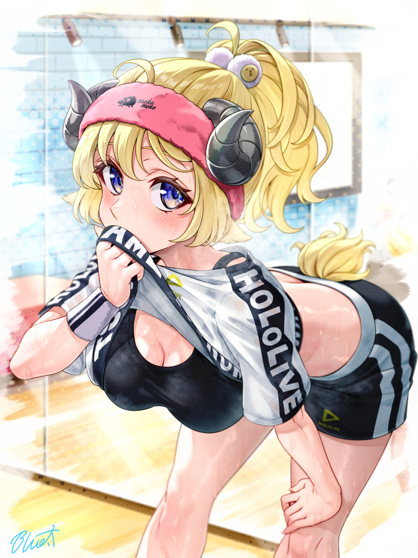 1girl, ahoge, alternate_hairstyle, animal_ears, bent_over, black_shorts, black_sports_bra, blonde_hair, breasts, buru-dai, character_name, cleavage, clothes_lift, clothes_writing, commentary_request, covered_mouth, crop_top, feet_out_of_frame, hair_bobbles, hair_ornament, hairband, hand_on_own_thigh, hanging_breasts, highres, hololive, hololive_dance_practice_uniform, horns, large_breasts, lifting_own_clothes, looking_at_viewer, mirror, official_alternate_costume, pink_hairband, pink_sweatband, pom_pom_(clothes), pom_pom_hair_ornament, ponytail, purple_eyes, sheep_ears, sheep_girl, sheep_horns, sheep_tail, shirt, shirt_lift, shorts, sideways_glance, solo, sports_bra, studio, sweat, sweatband, t-shirt, tail, tsunomaki_watame, very_sweaty, virtual_youtuber, white_shirt, wide_ponytail, wiping_face, wiping_sweat, wiping_with_clothes