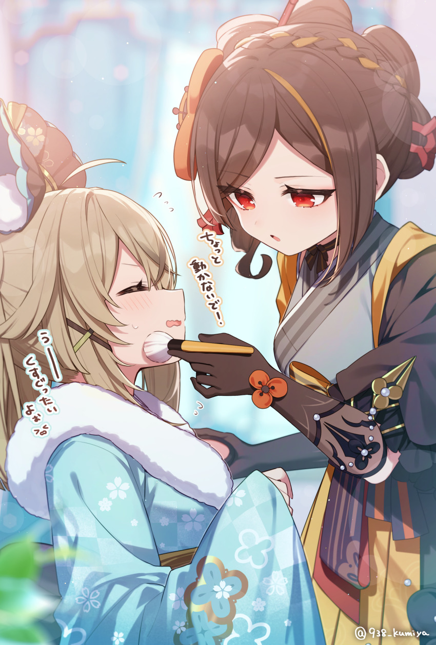 2girls, absurdres, ahoge, aqua_kimono, black_gloves, blonde_hair, brown_hair, checkered_clothes, checkered_kimono, chiori_(genshin_impact), closed_eyes, commentary_request, floral_print, genshin_impact, gloves, grey_kimono, h_(letter), highres, holding, japanese_clothes, kimono, kirara_(genshin_impact), kirara_(post_office)_(genshin_impact), kumiya, long_hair, miniskirt, multiple_girls, open_mouth, parted_lips, red_eyes, short_hair, short_sleeves, skirt, translation_request, upper_body, yellow_skirt