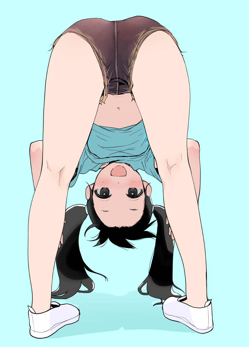 1girl, aqua_background, ass, bare_legs, black_eyes, black_hair, blue_shirt, hanamizawa_q-tarou
