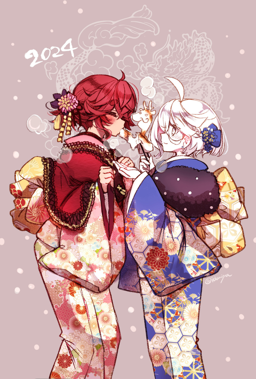 2024, 2girls, =_=, ahoge, alternate_costume, blue_flower, blue_kimono, blush, breath, chinese_zodiac, closed_eyes, couple, dark-skinned_female, dark_skin, dragon, earrings, eastern_dragon, eating, female_focus, floral_print, flower, food, from_side, grey_background, gundam, gundam_suisei_no_majo, hair_between_eyes, hair_bun, hair_ornament, hairpin, highres, holding, holding_food, izumiya_otoha, japanese_clothes, jewelry, kanzashi, kimono, long_sleeves, looking_at_another, miorine_rembran, multiple_girls, new_year, obi, pinching_sleeves, pink_flower, print_kimono, red_hair, red_kimono, ring, sash, short_hair, single_hair_bun, smile, stud_earrings, suletta_mercury, wedding_ring, white_hair, wide_sleeves, wife_and_wife, yakimochi, year_of_the_dragon, yuri